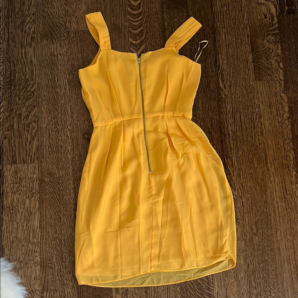 Chic Yellow Sleeveless Mini Dress by Walter Baker - Picture 7 of 10